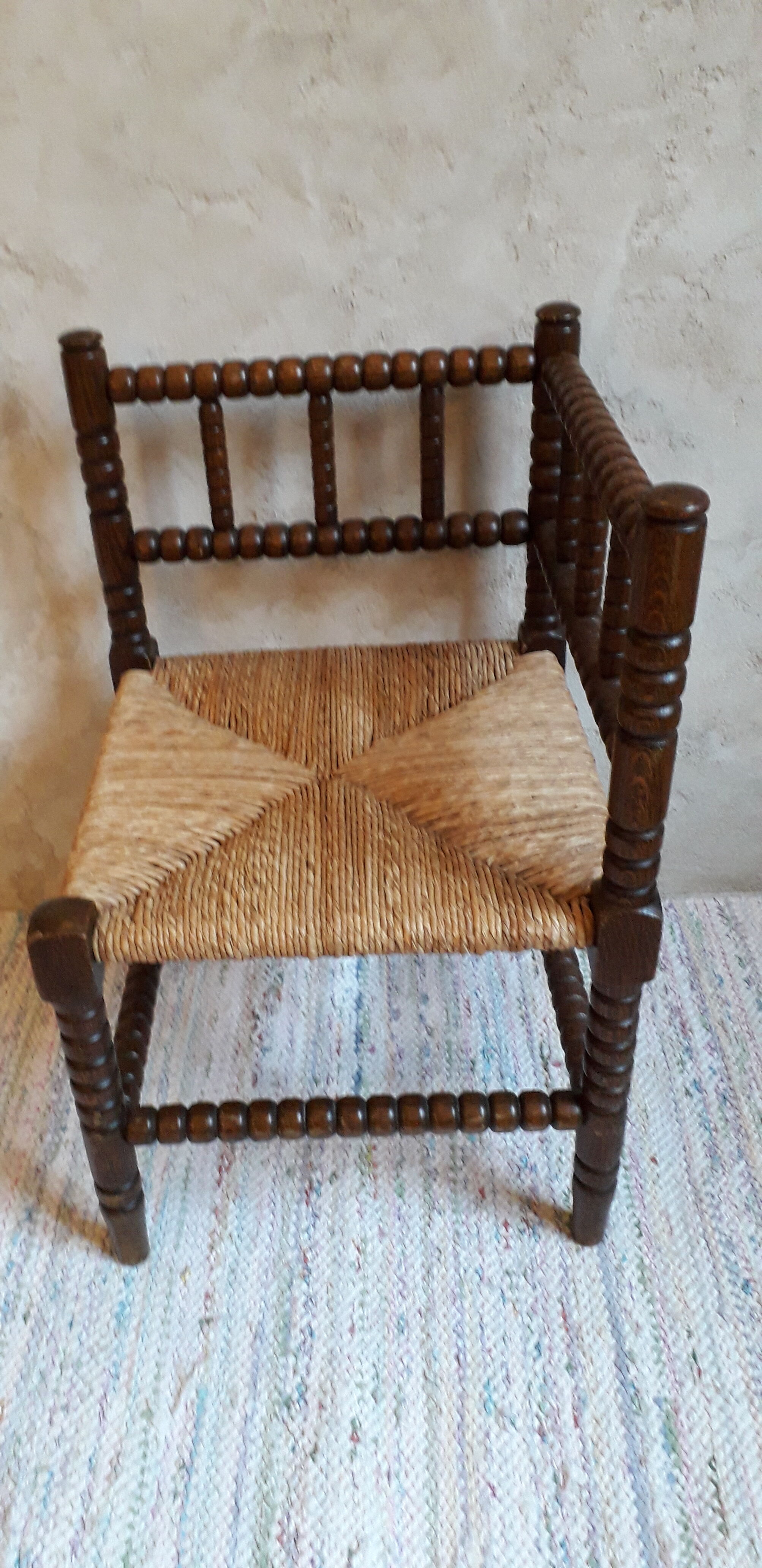 Paillé corner chair