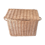 Wicker trunk
