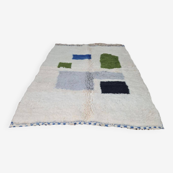 Handmade wool Berber rug 250 x 150 cm