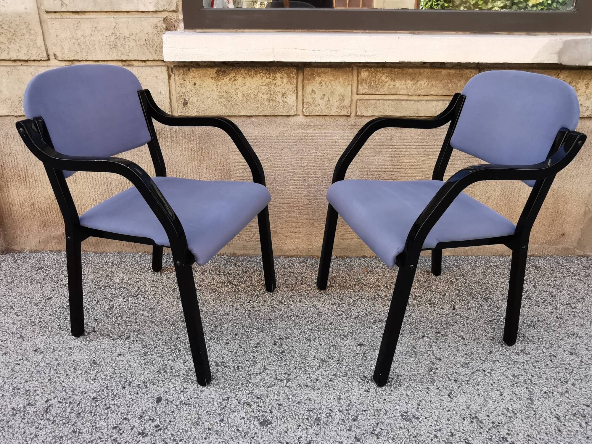 Suite de 4 fauteuils italiens vintage des années 80