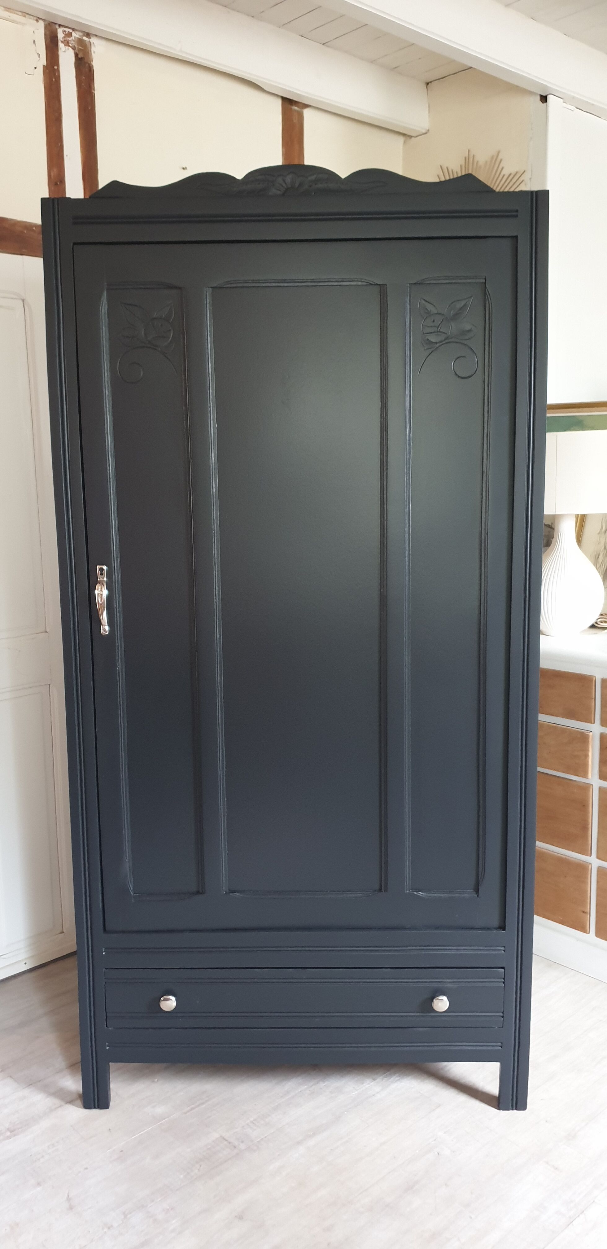 Black parisian wardrobe