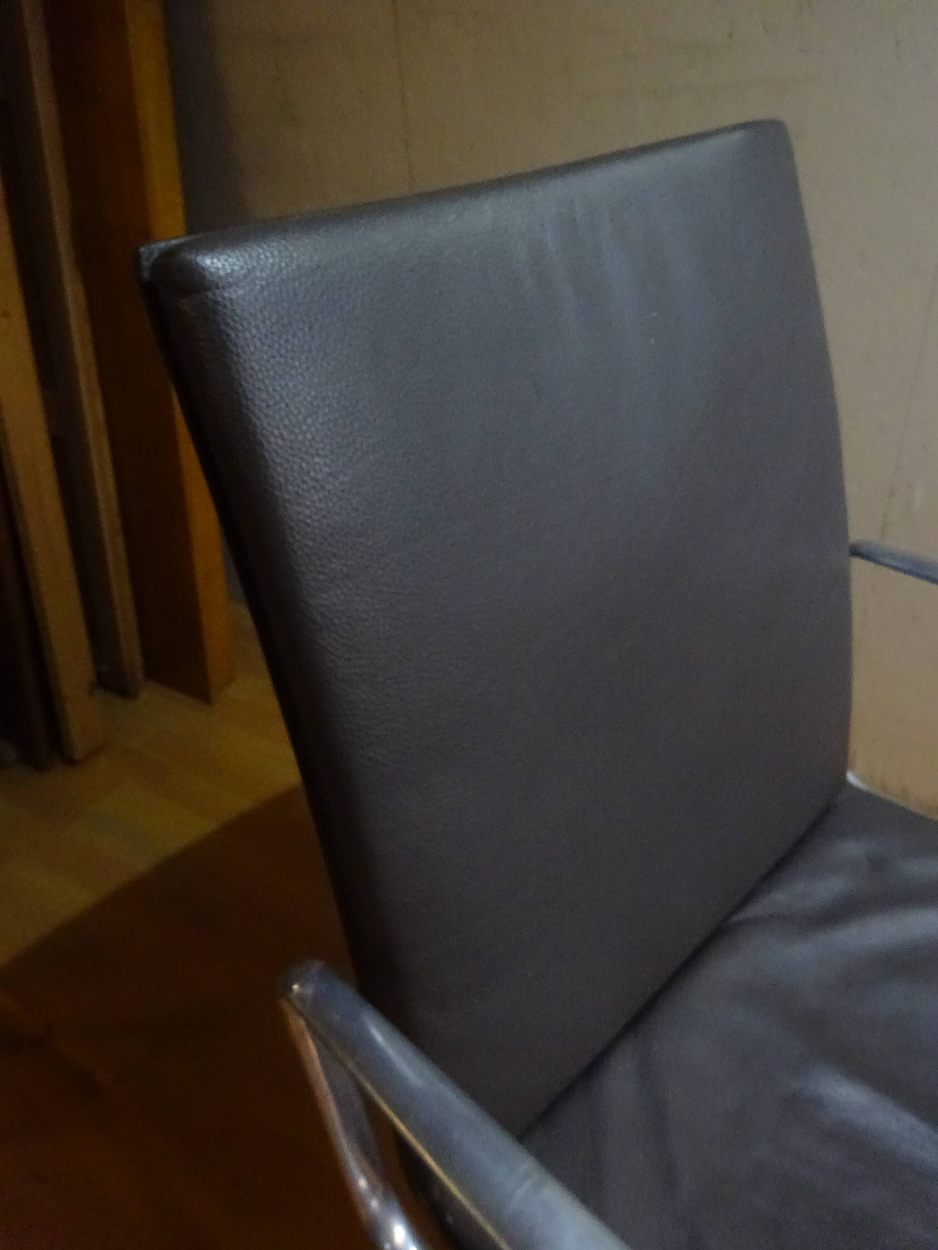 Matteo Grassi vintage office chair