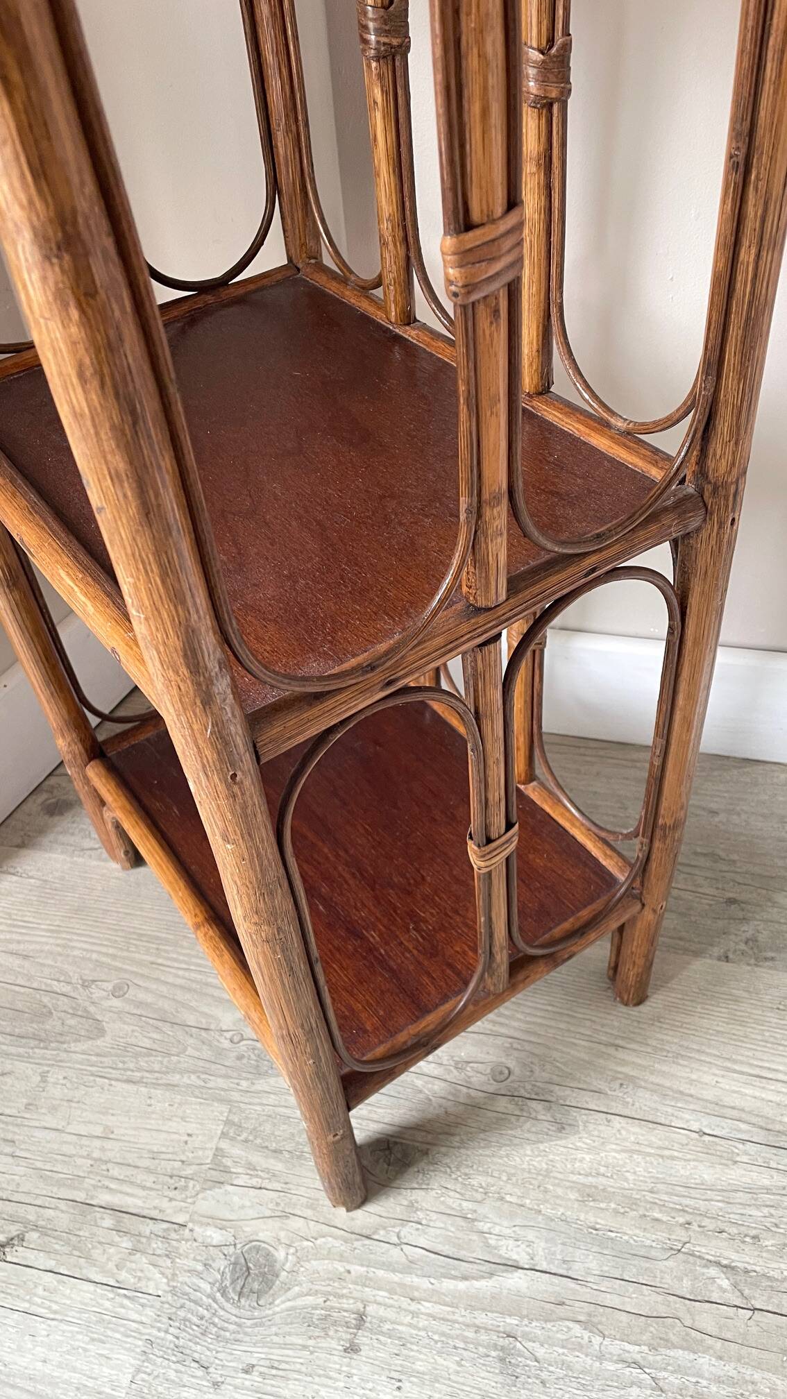 VINTAGE RATTAN BOOKSHELF