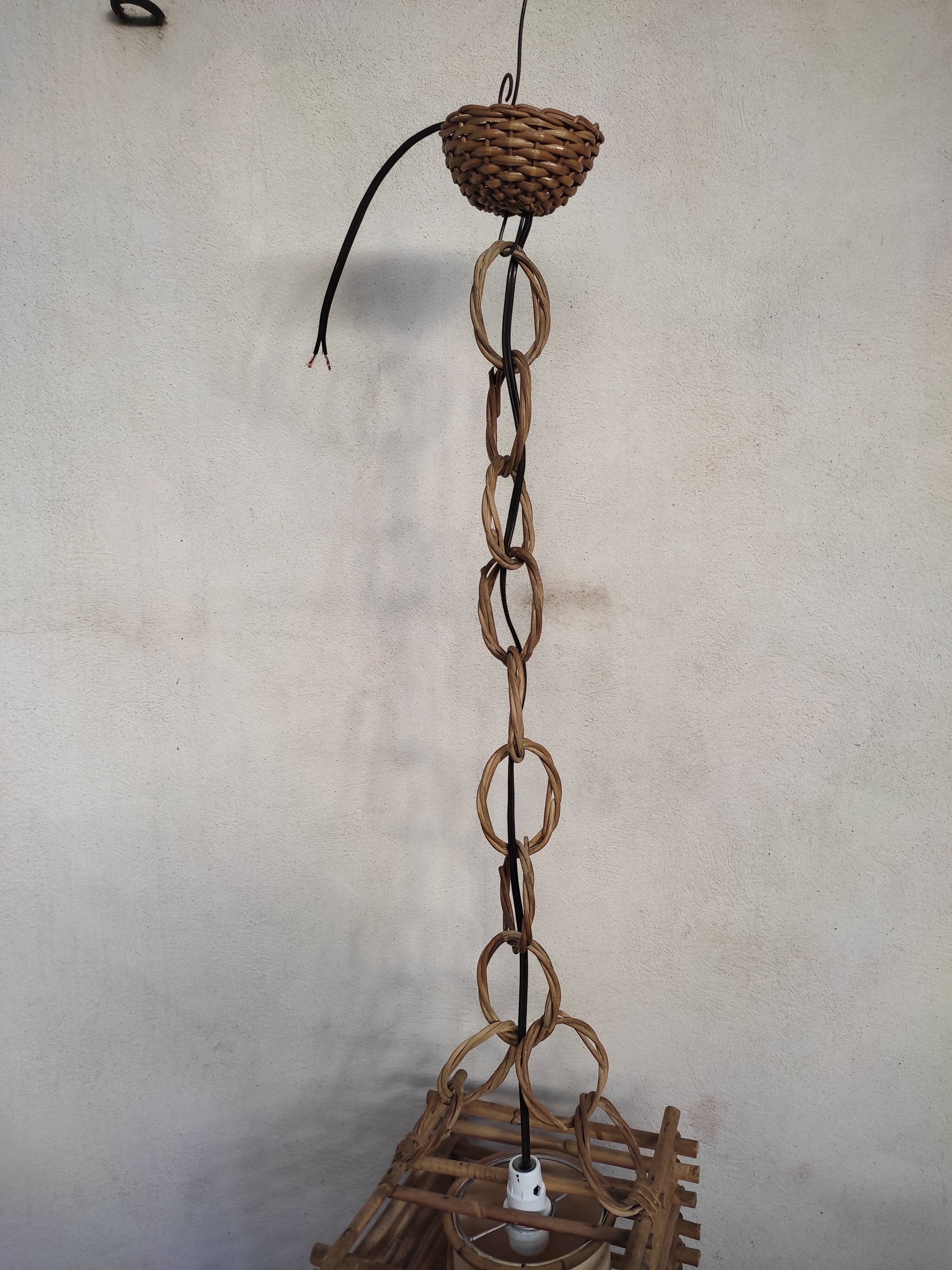 Suspension en rotin