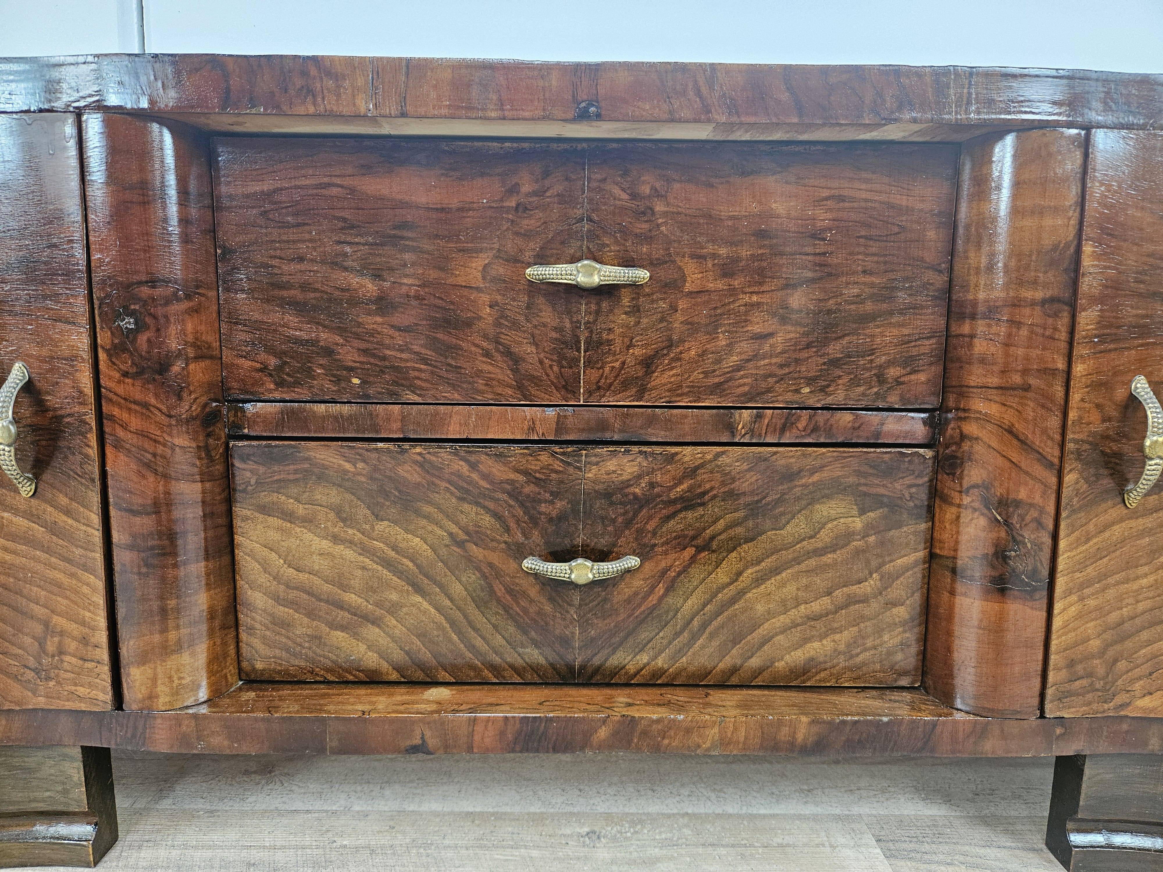 Art Decò console in mahogany burl