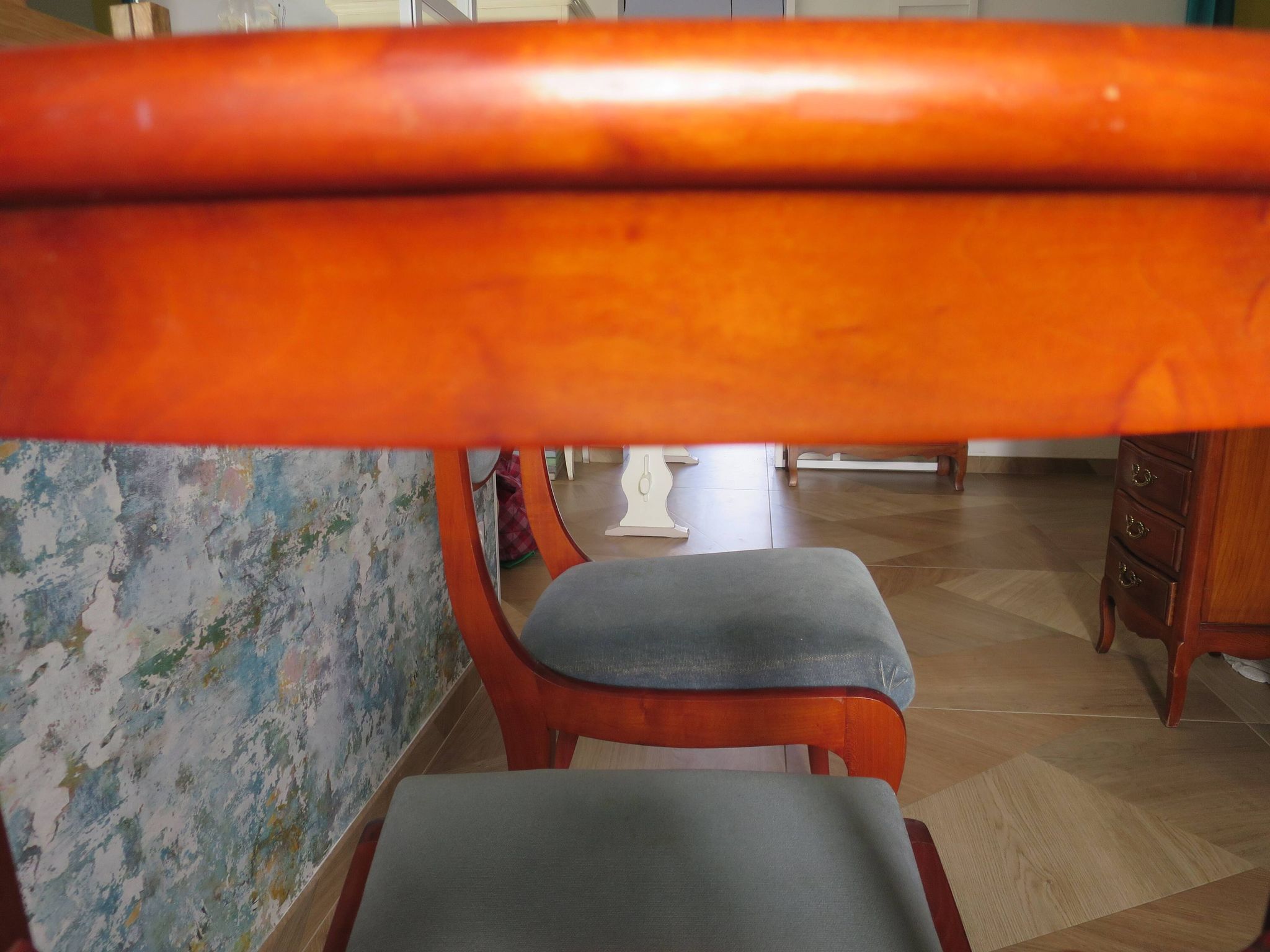 Rare - Set of 4 Louis Philippe/restoration style chairs with medallion - Colour blue / cherry wood