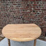 Round table