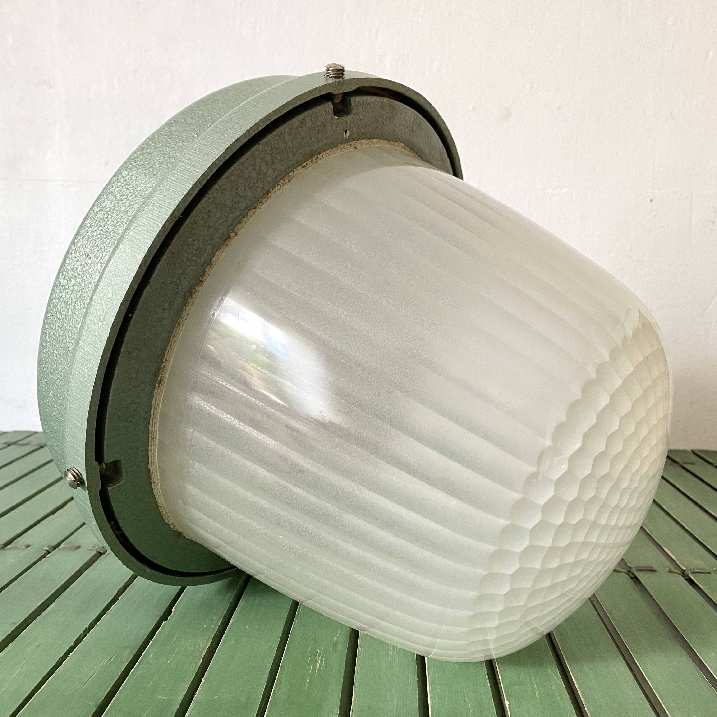 Holophane industrial ceiling light CE 200
