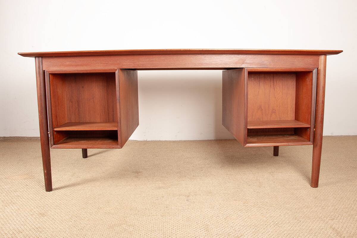 Bureau de Direction Danois en teck par Gunnar Nielsen Tibergaard 1960.