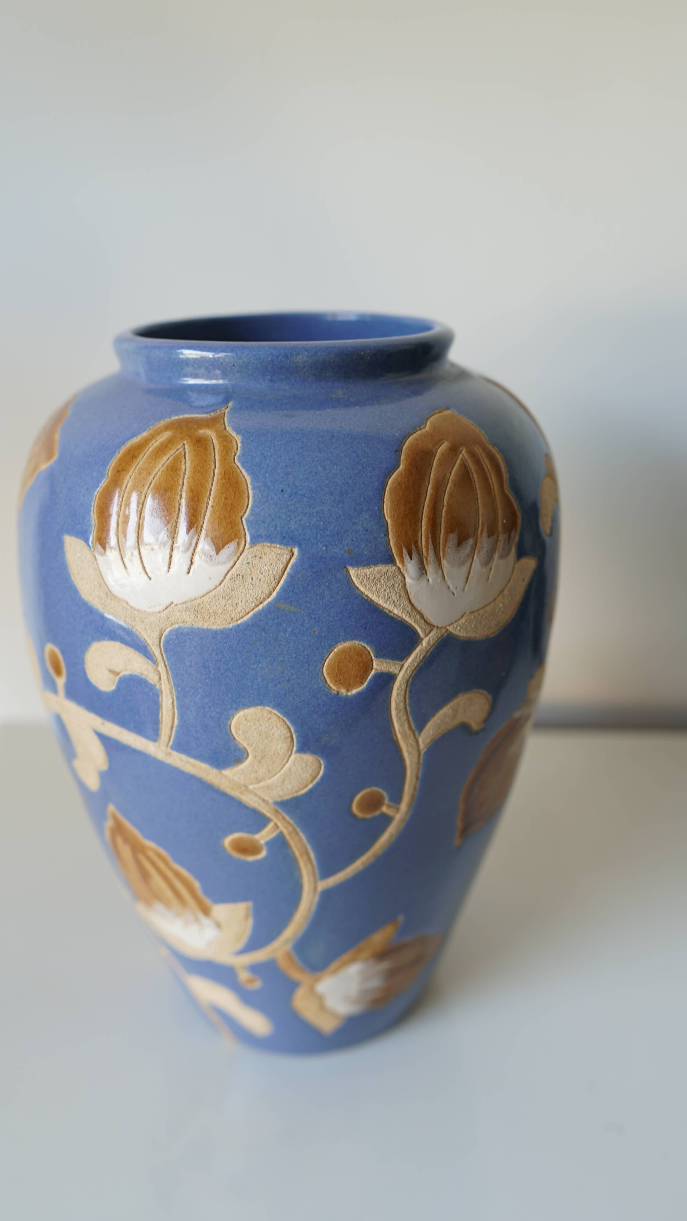 Glazed stoneware vase – floral decoration in relief – Keramis style – 1970s