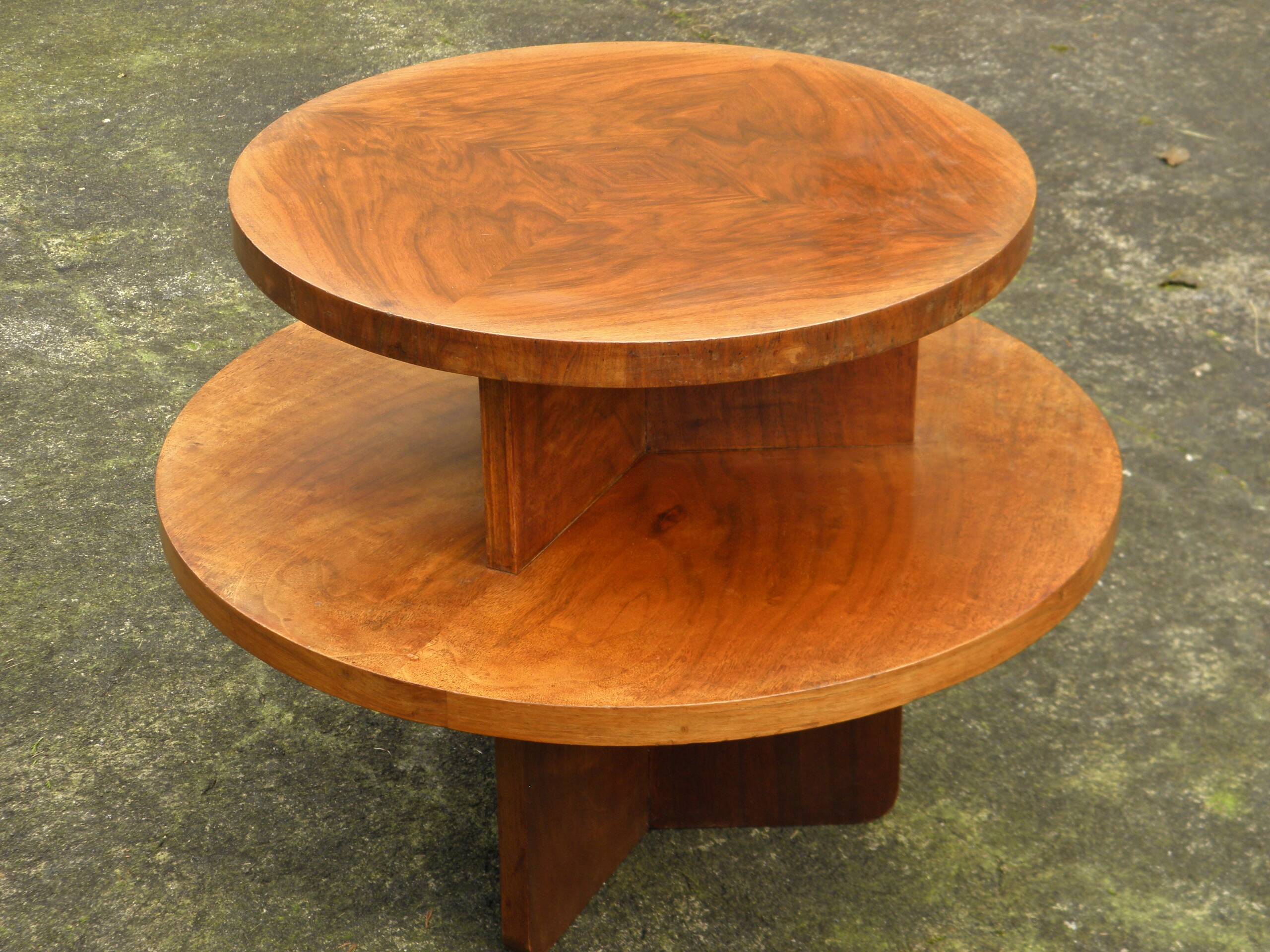Table à thé Art Déco en noyer