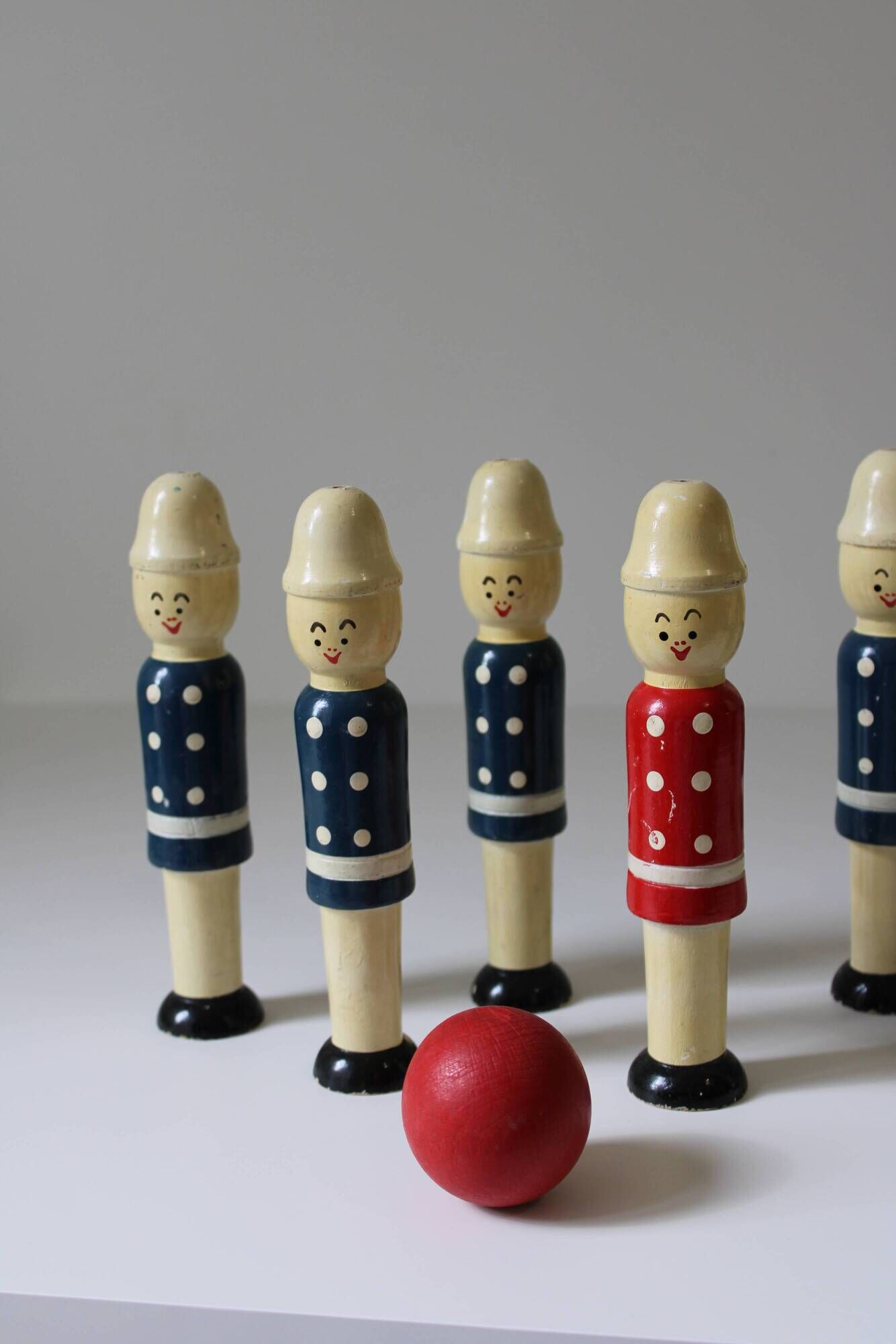 Vintage 1970s wooden soldier bowling set or bowling alley