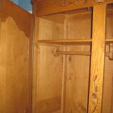Armoire de style normand