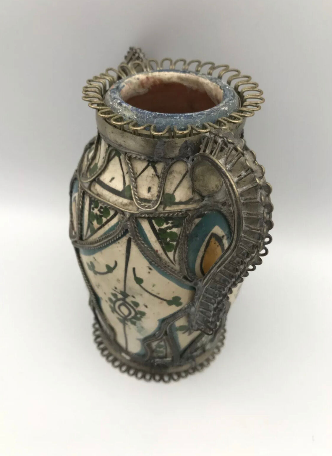 Old safi pottery vase in polychrome paint and metal sculpture décor 14 cm