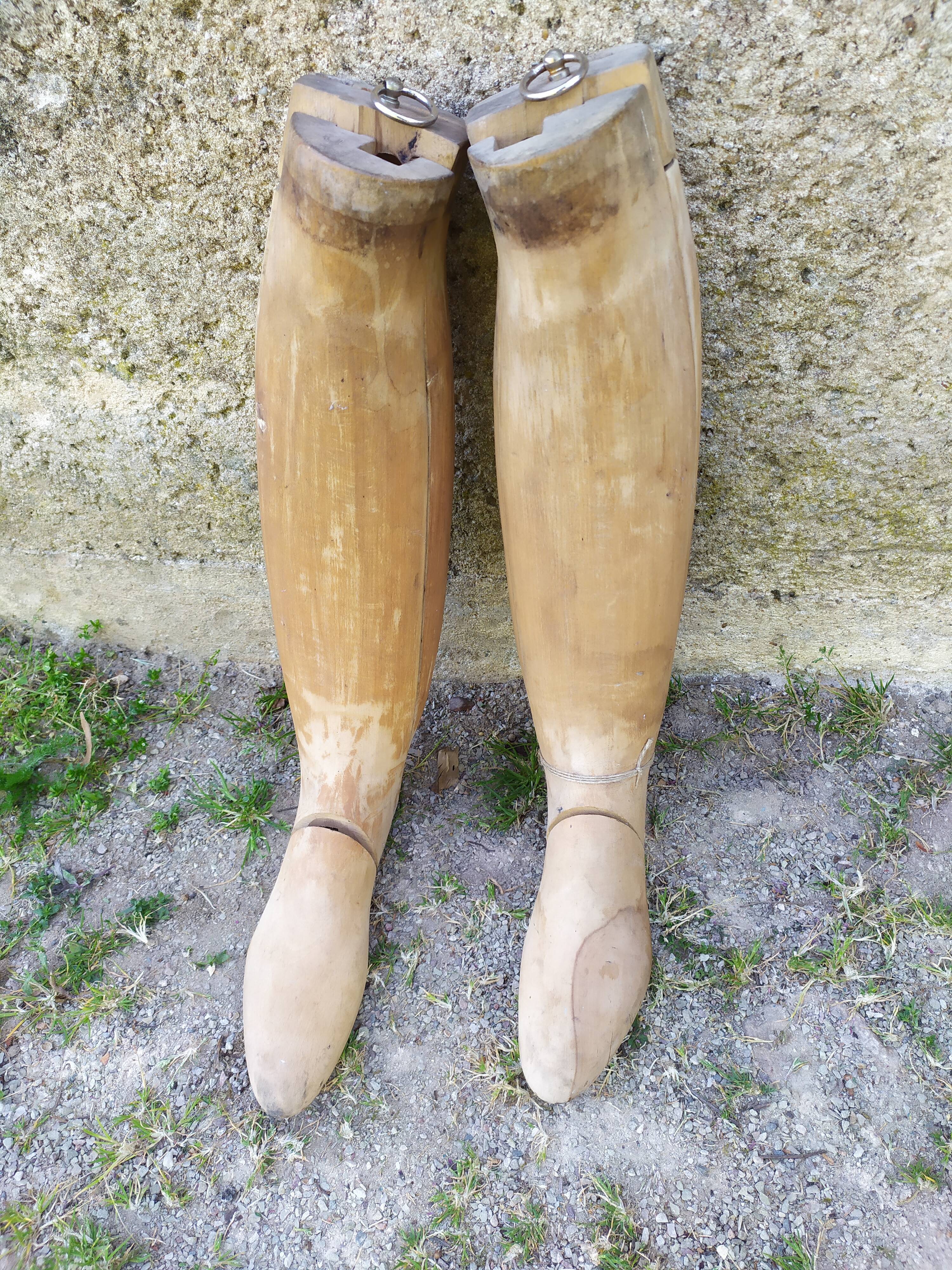 embauchoir bottes