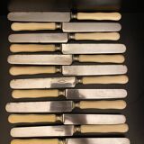 12 grands couteaux anciens - XIXeme siècle