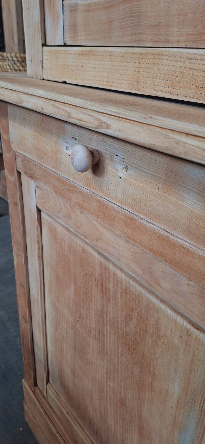 Two-piece glass-fronted buffet
