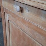 Sideboard with 2 glass panels