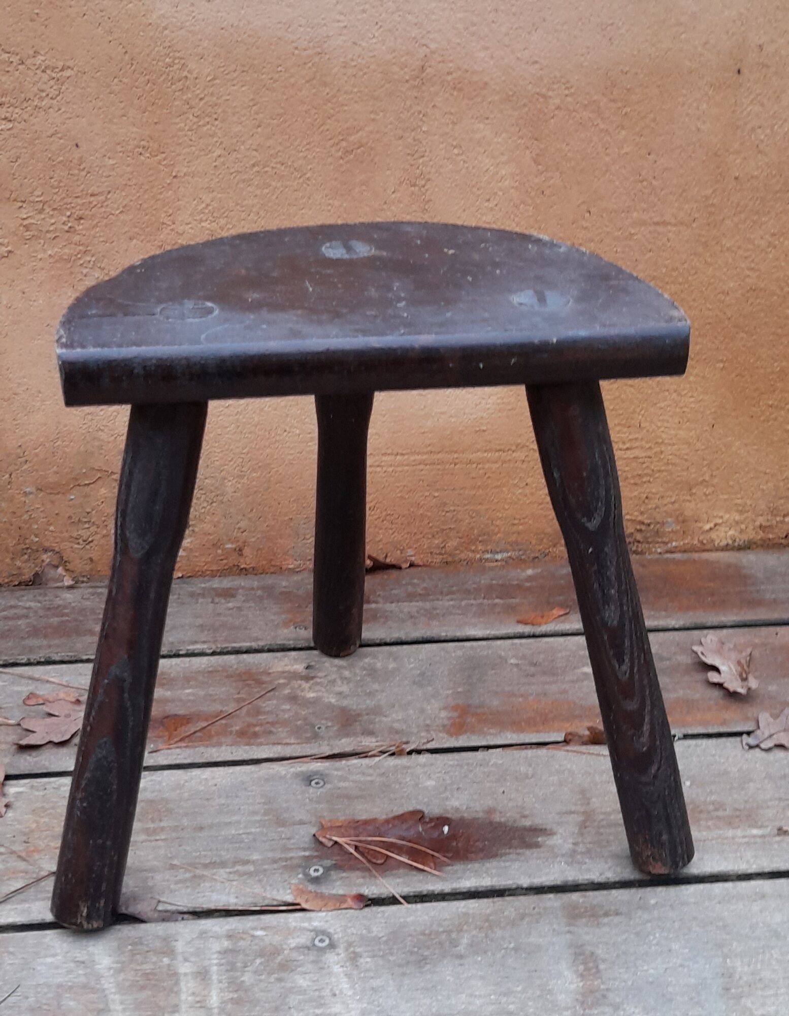 Old farmhouse stool in solid wood, brutalist & authentic, circa 1970's