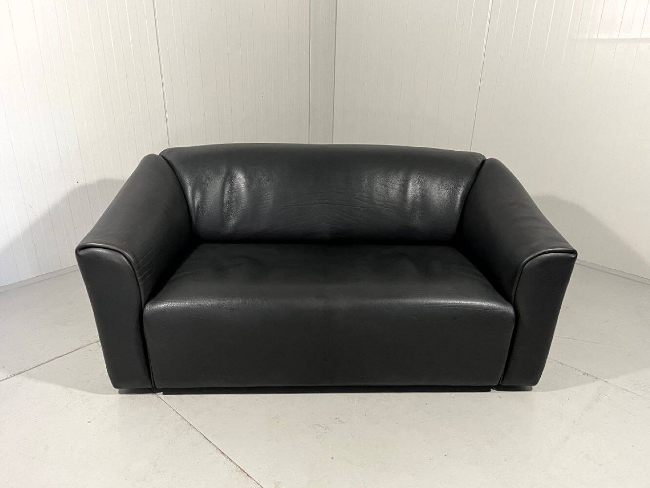 De Sede DS 47 dark brown neckleather 2-1/2 seats sofa