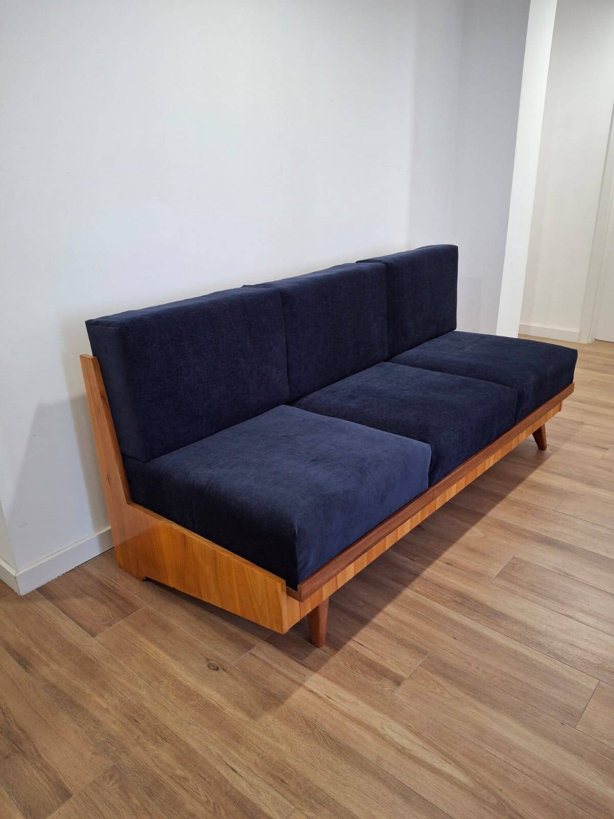 Folding sofa, designer Lejkowski Leśniewski, 1960s, Poland