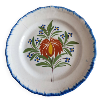 Ancienne assiette en céramique