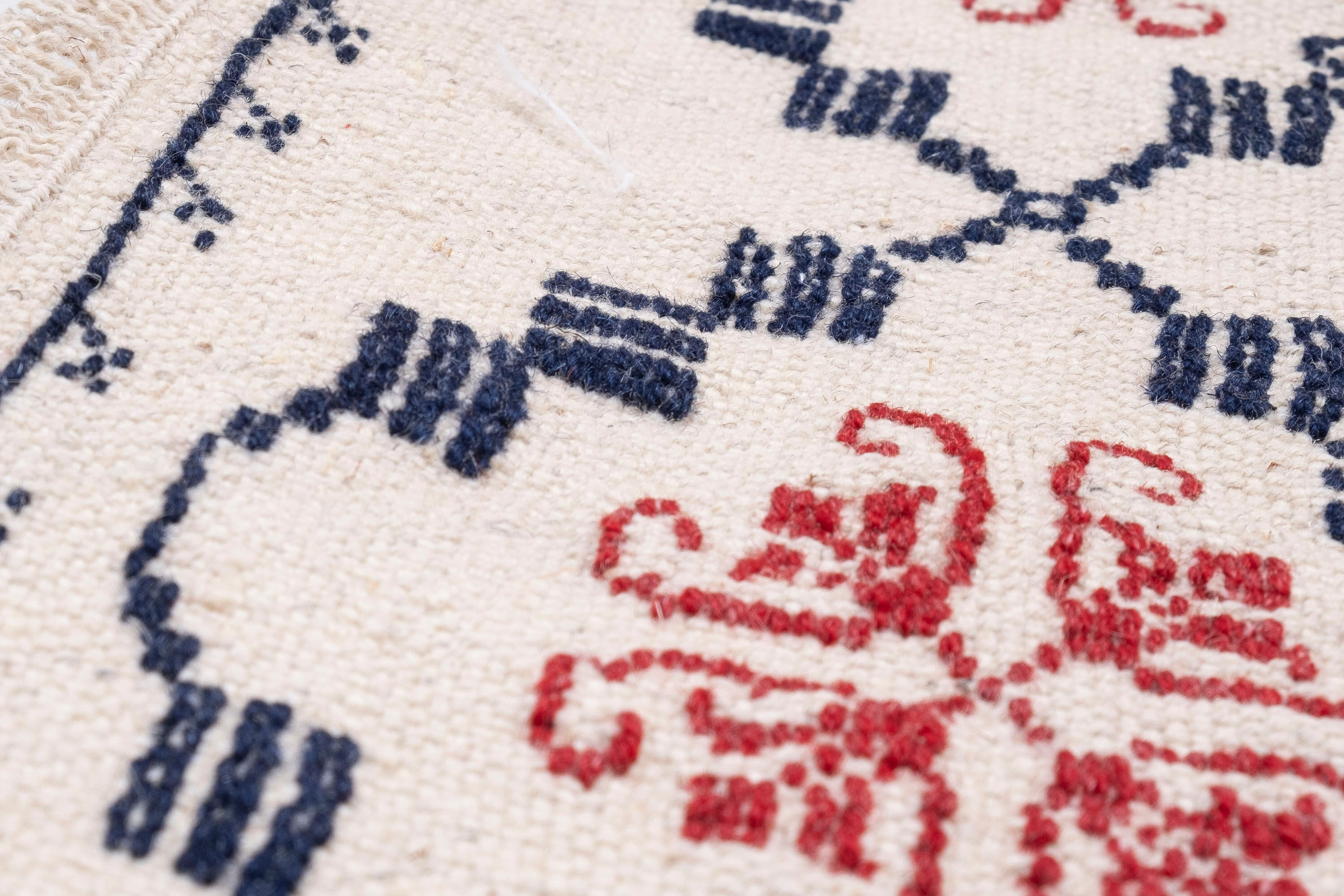 Vintage Turkish Karapinar Kilim Rug 128 X 213 cm