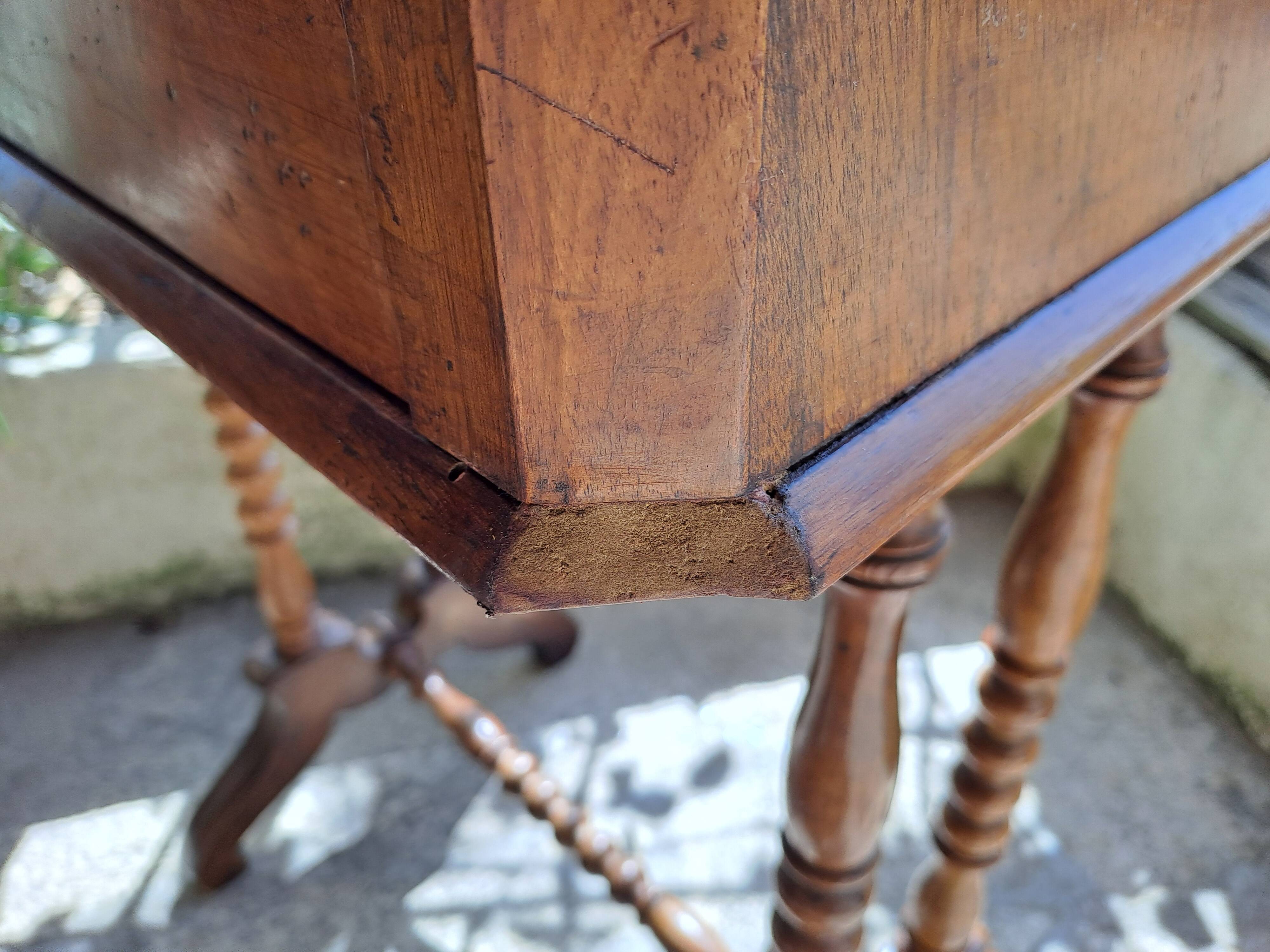 Console, side desk or dressing table in wood with marquetry top and 2 drawers