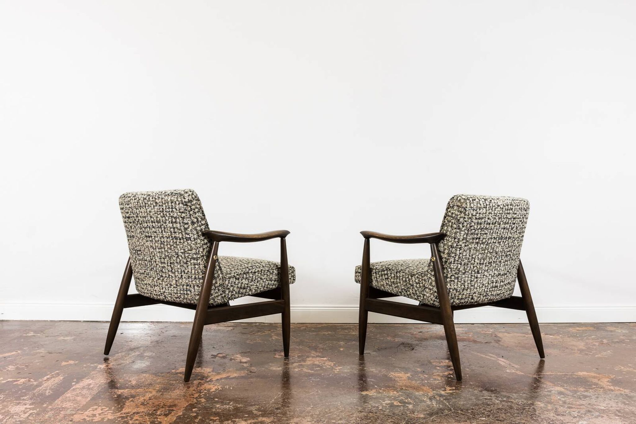 Customizable Pair Of Restored Mid Century Armchairs By Juliusz Kędziorek, 1960s