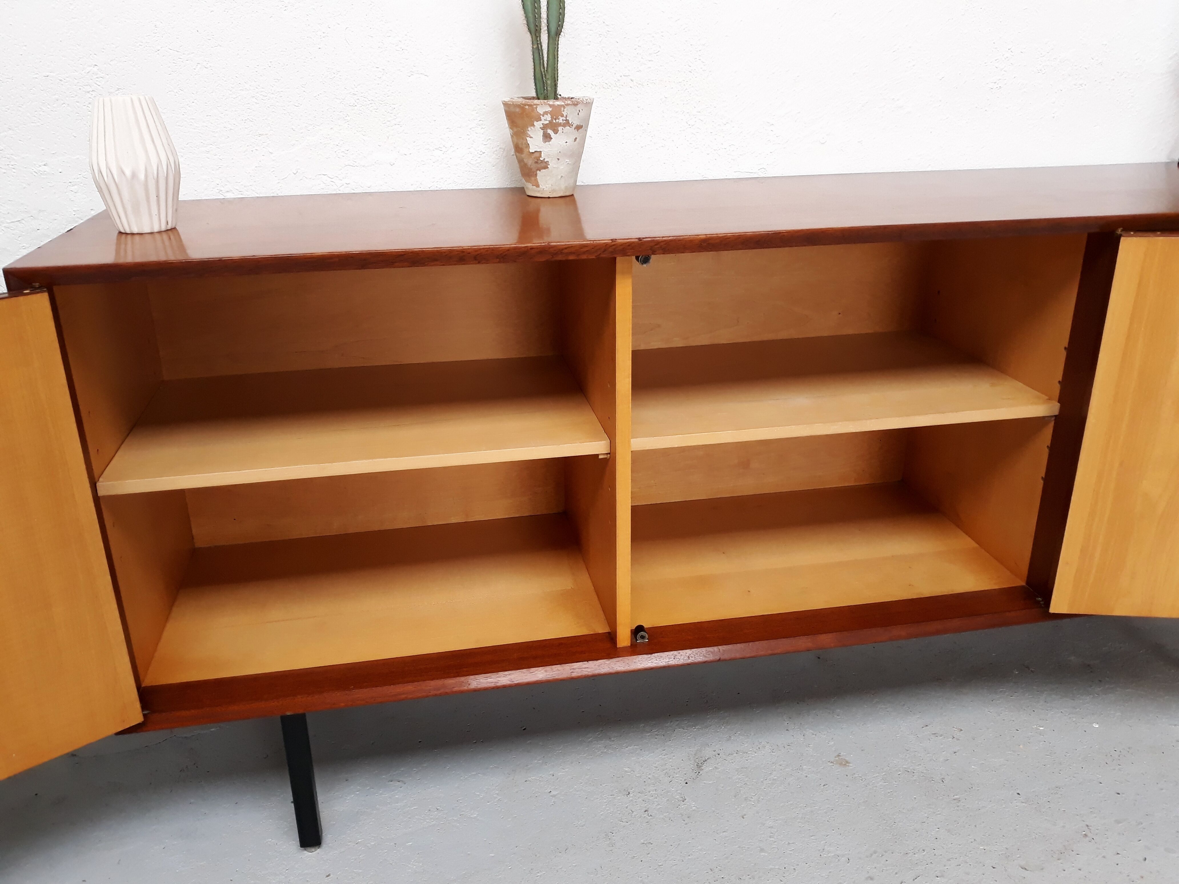 Ronieck's vintage metal foot sideboard