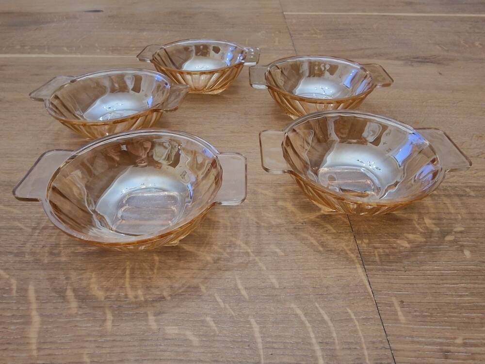 Huilor green cross glass bowls from the 1960s (sale x 5)