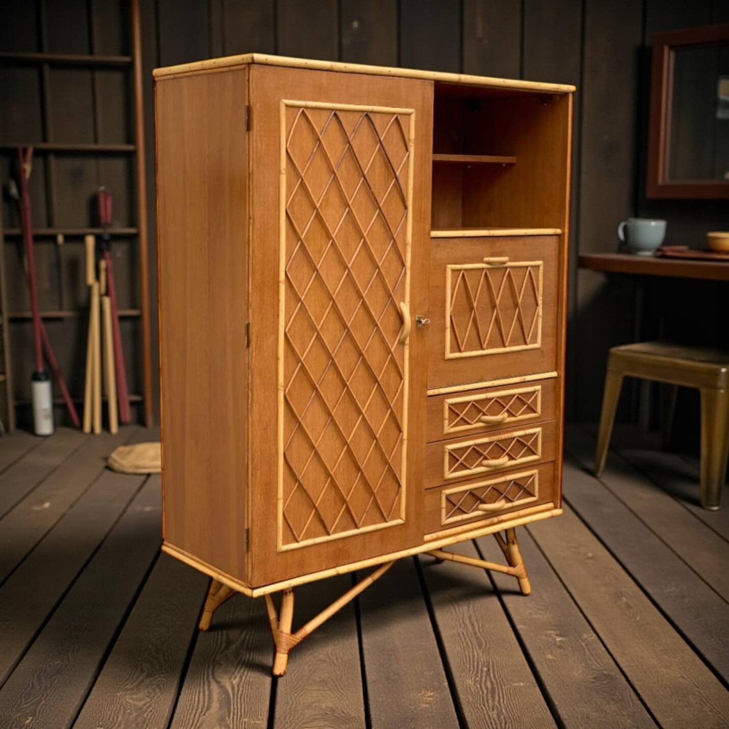 Rattan wardrobe with tapered legs from the 1960s.