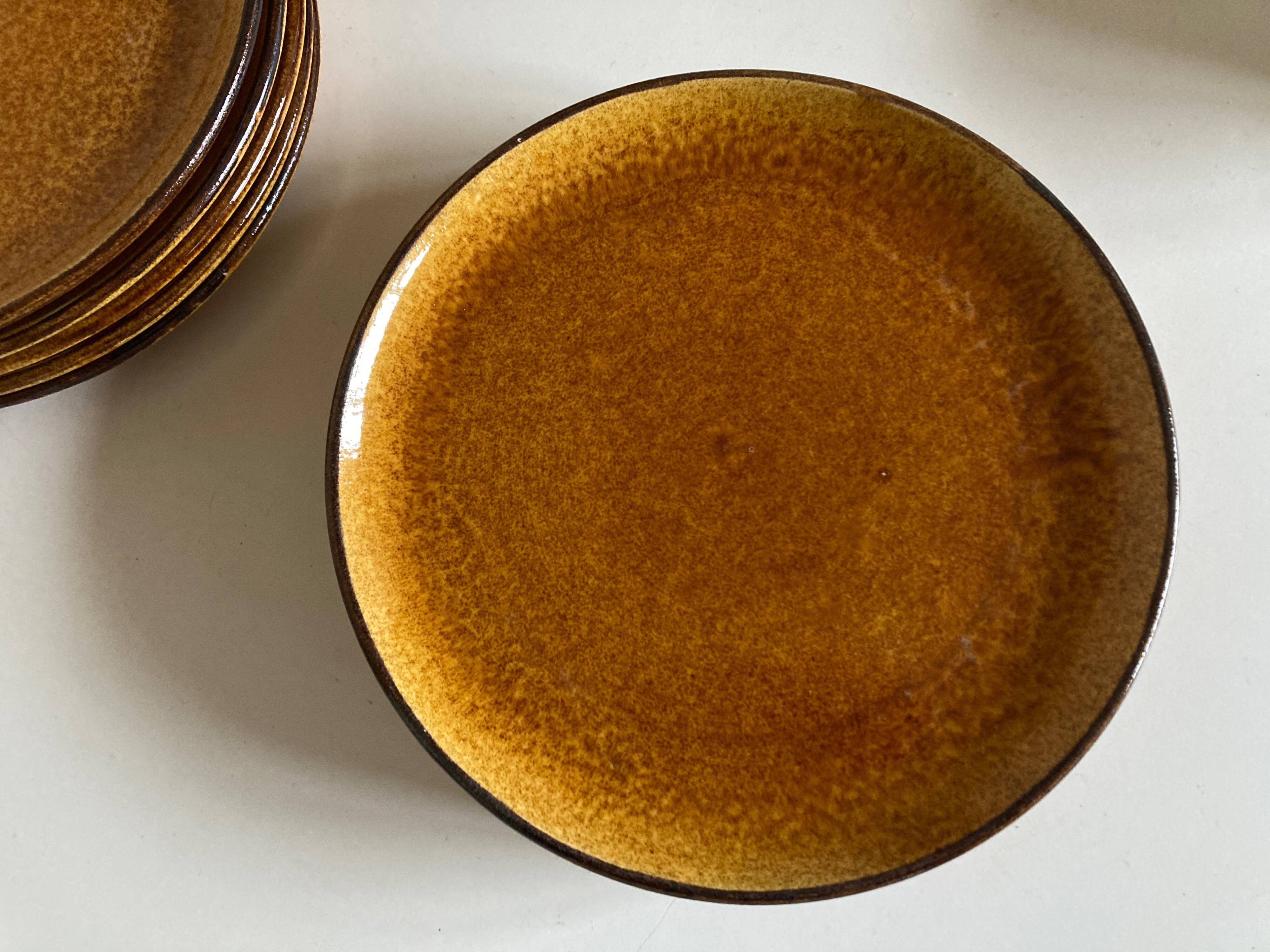 Set of 8 Dieulefit glazed earth plates workshop Mourre Milon 1970
