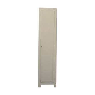 Armoire parisienne vintage