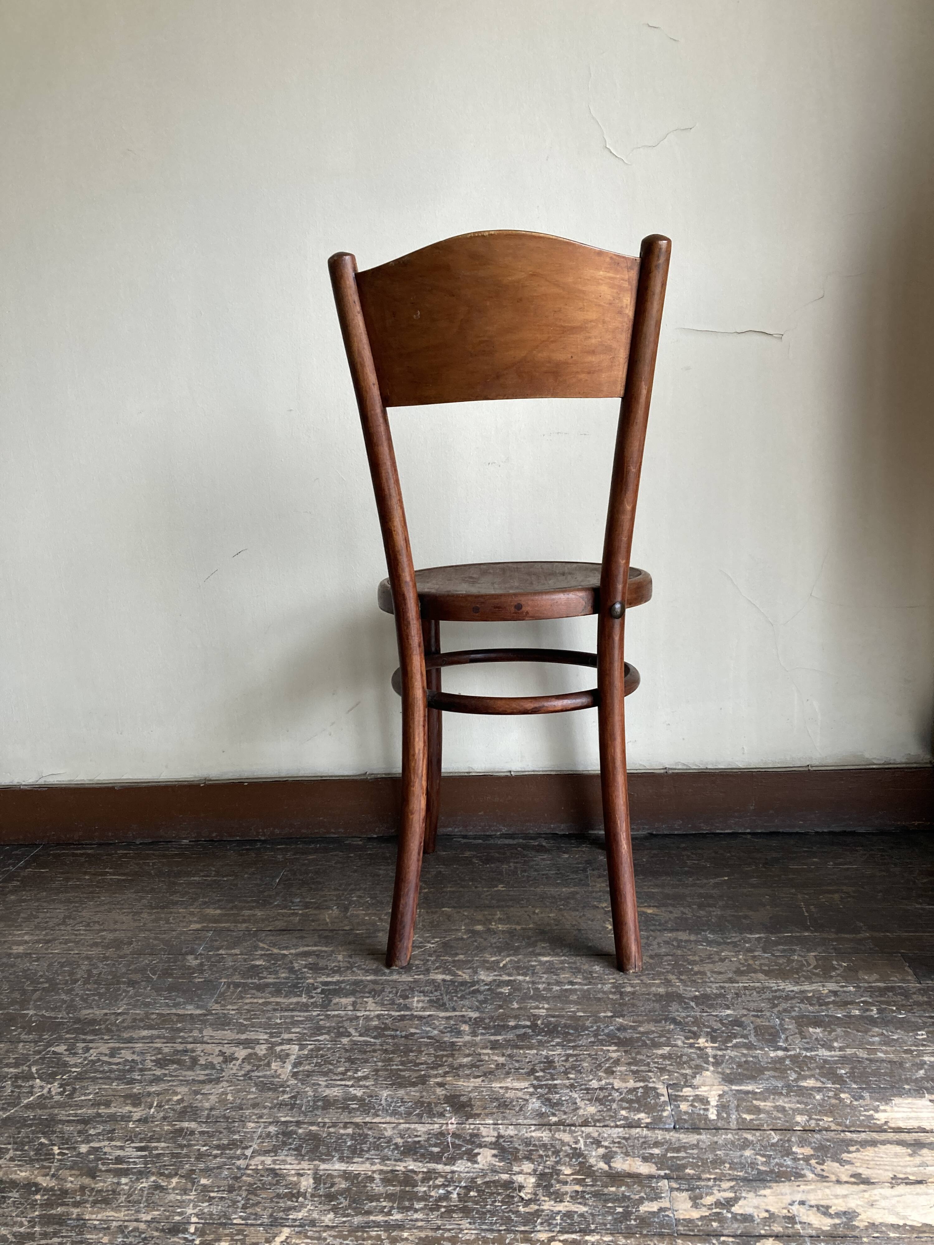 Set of 4 Fischel bistro chairs in bent wood gendarme hat 1920