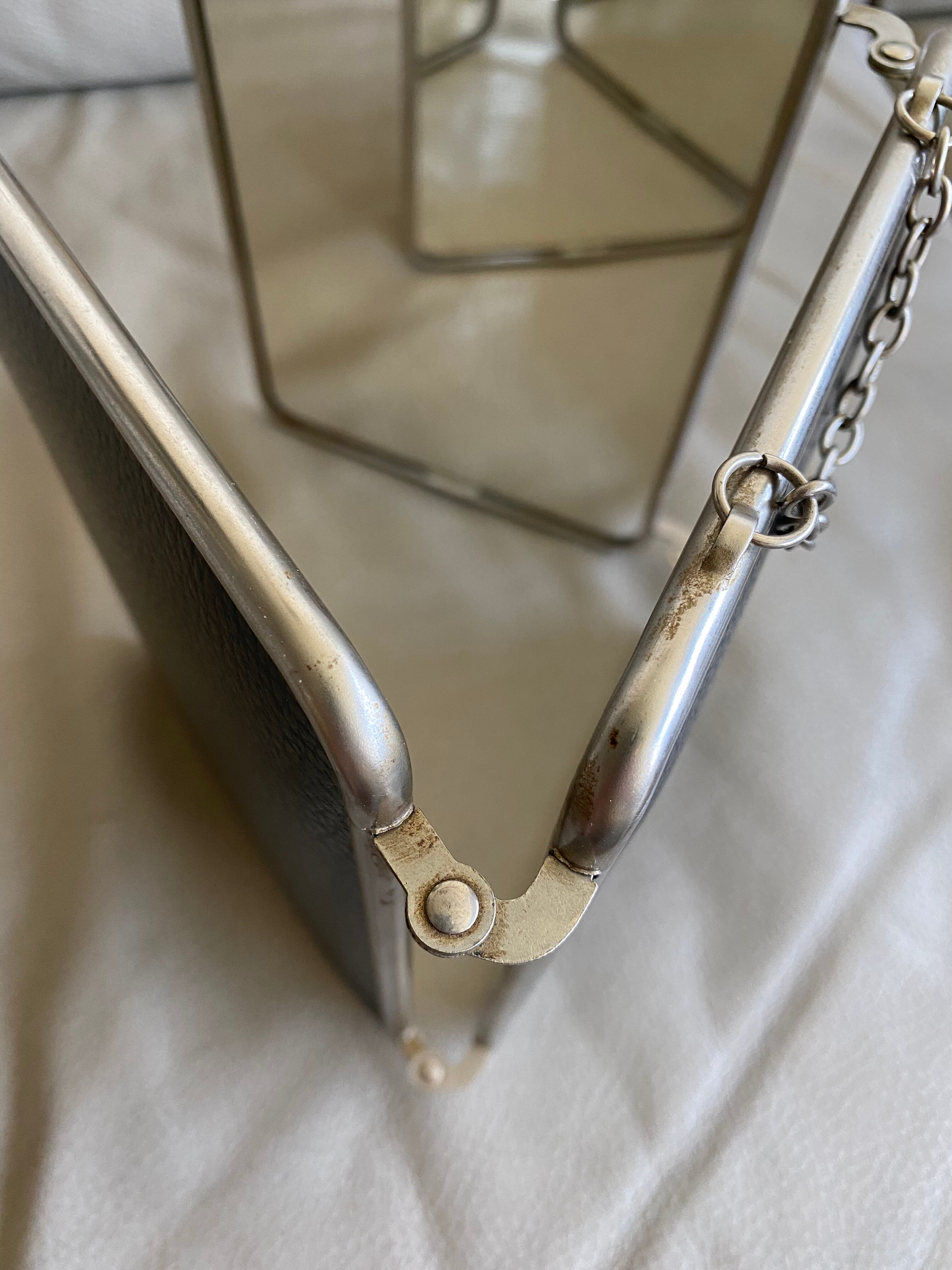 Triptych barber mirror