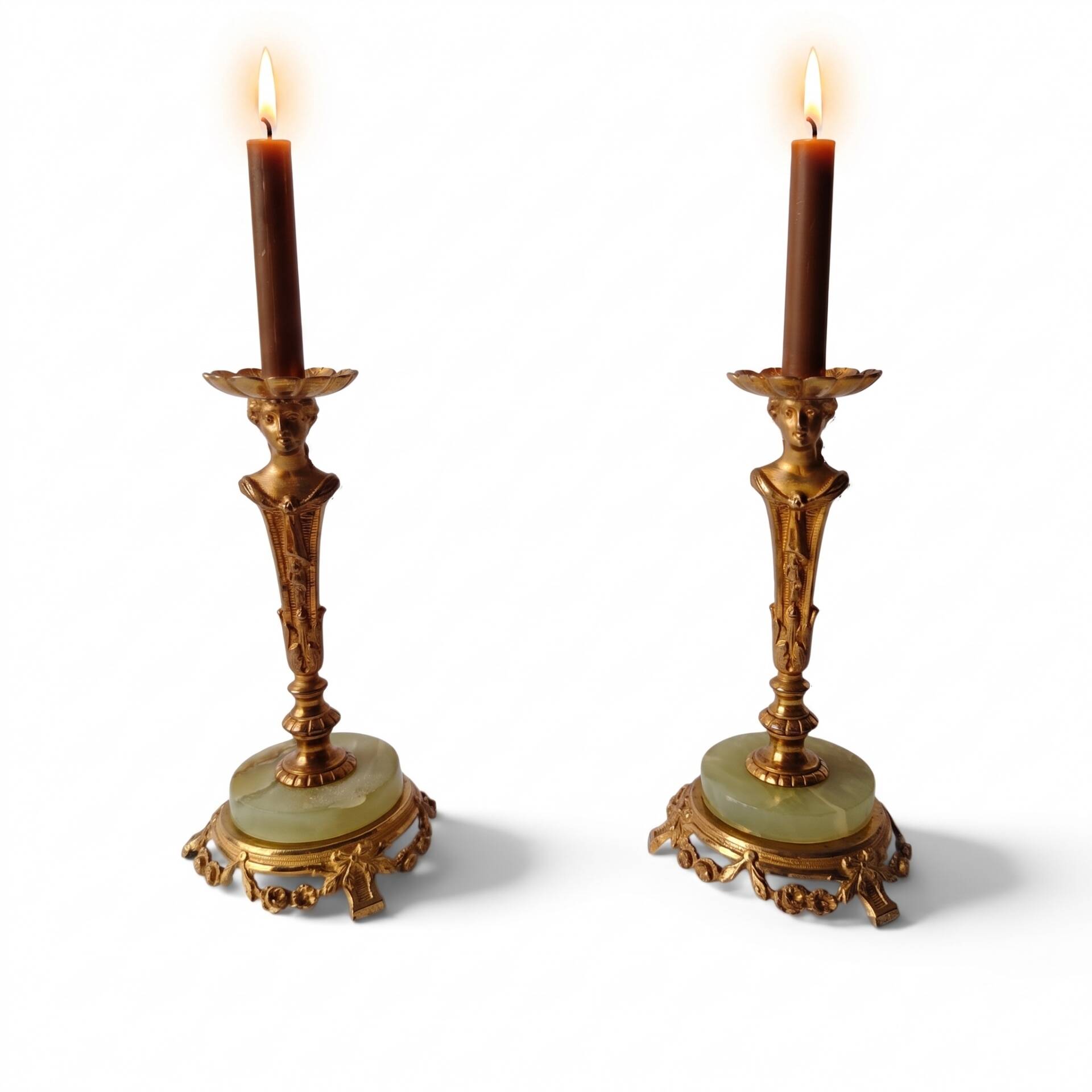 Pair of neoclassical candle holders in gilded bronze and green onyx, bust of