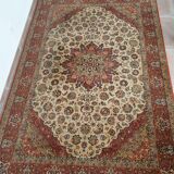 Pure carpet virgin wool