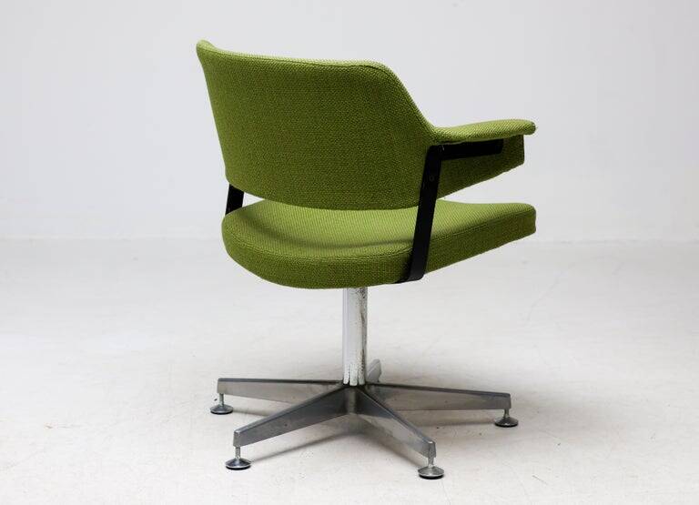André Cordemeyer desk chair for Gispen, green wool, Netherlands, 1960s