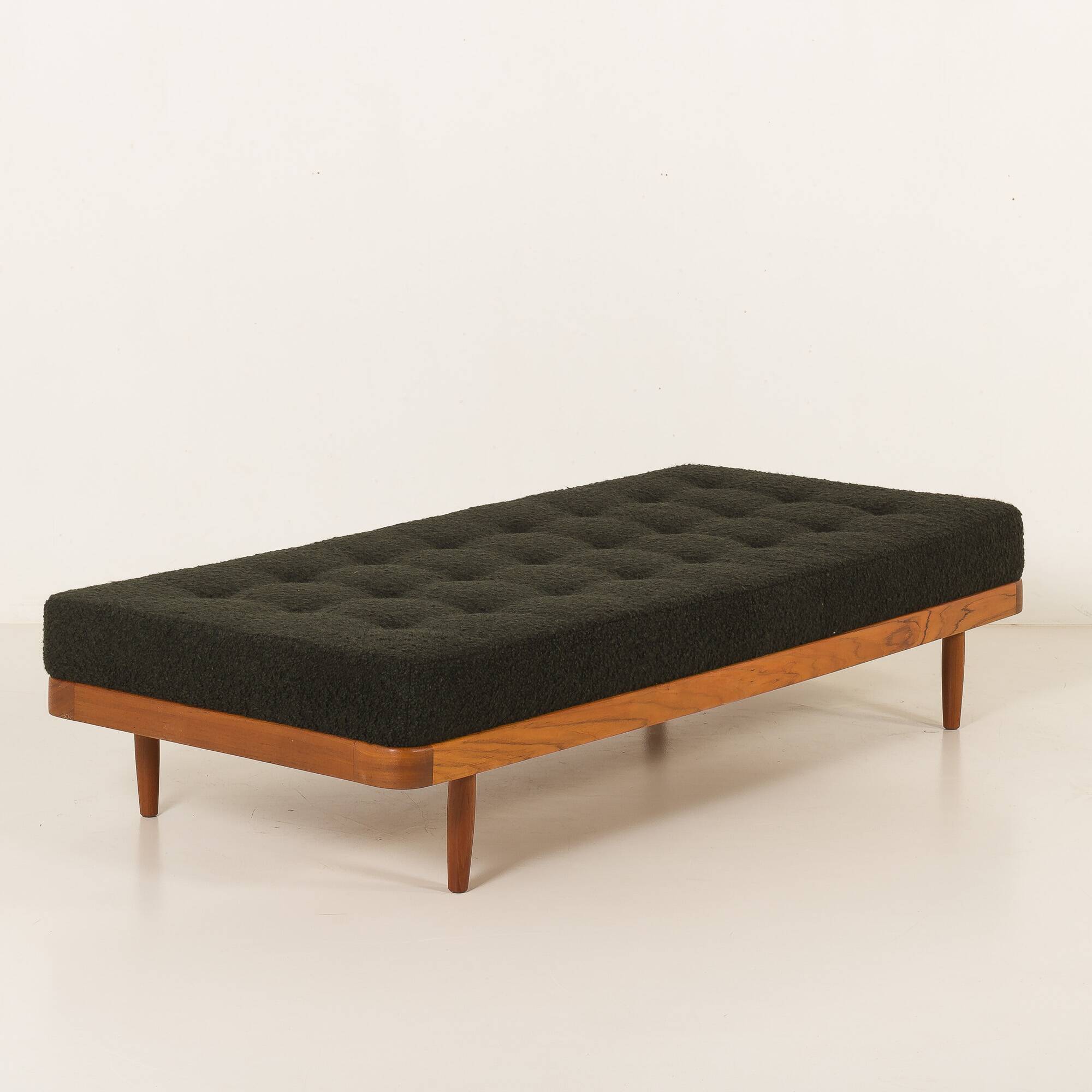 Danish teak daybed in thick boucle fabric, 1960s