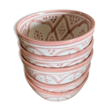4 ceramic bowls