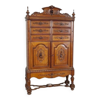 Renaissance Revival Cabinet in Walnut, 1900