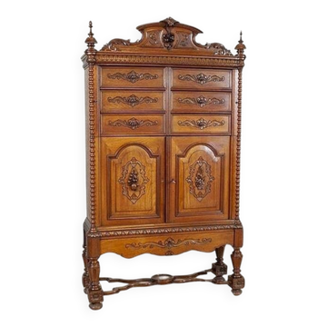 Cabinet de style Renaissance Revival en noyer, 1900