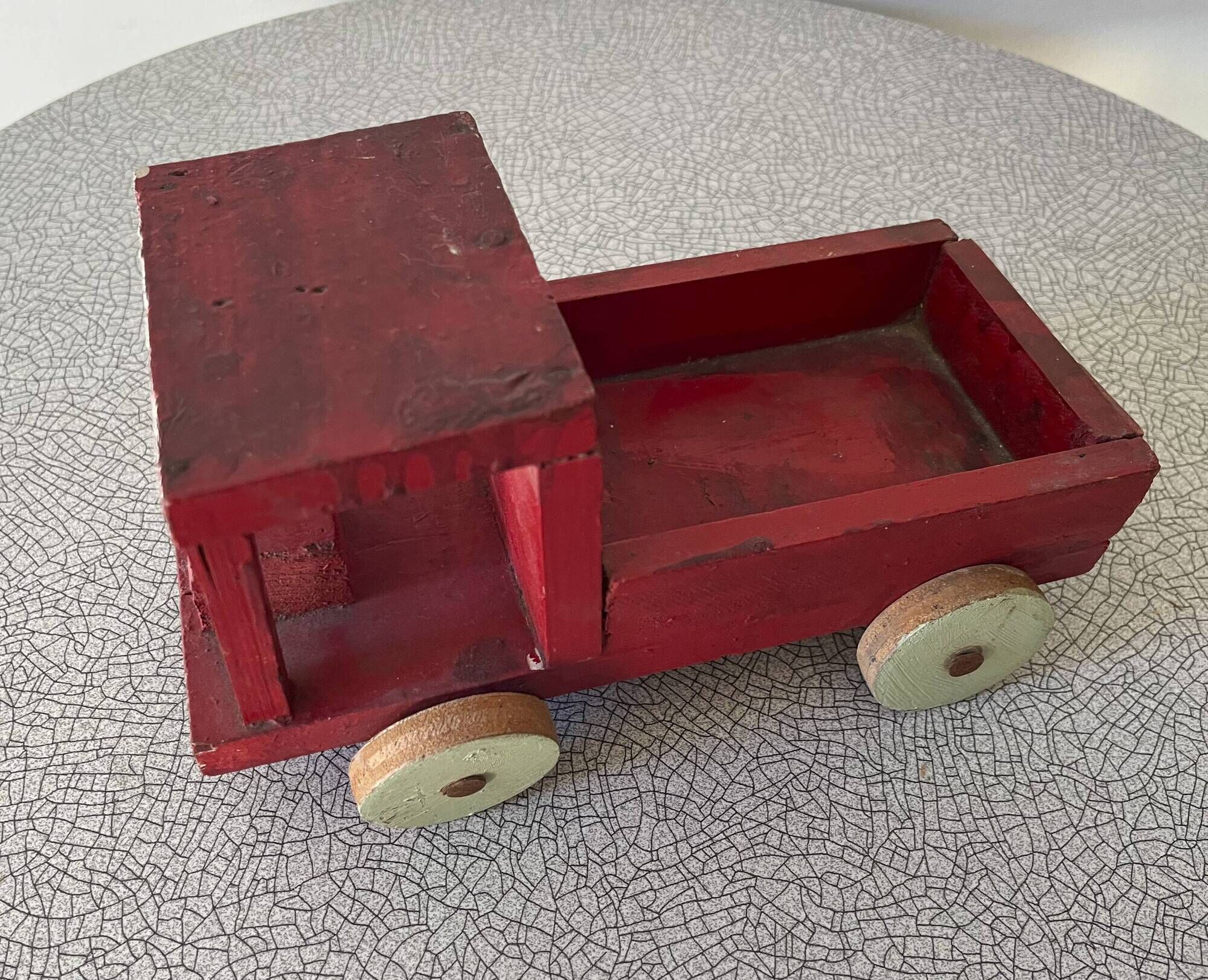 Wood truck Popular Art of the 50s/60s