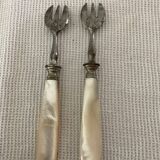 12 dessert forks in steel and mother-of-pearl