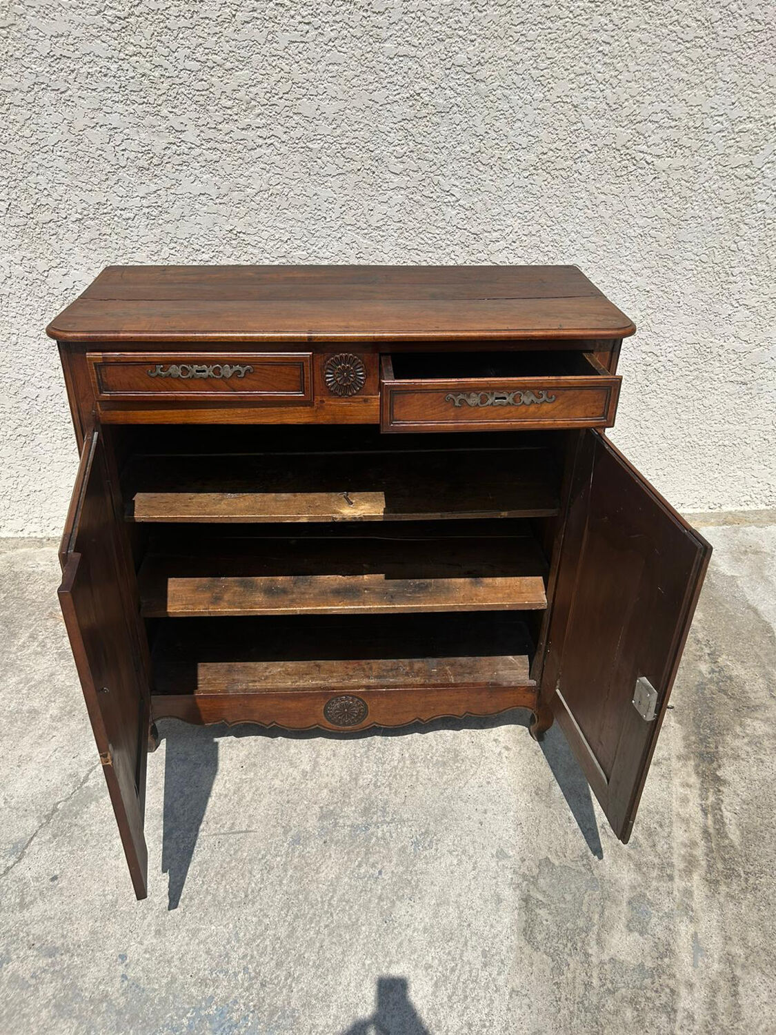 Antique Louis XV sideboard in solid wood