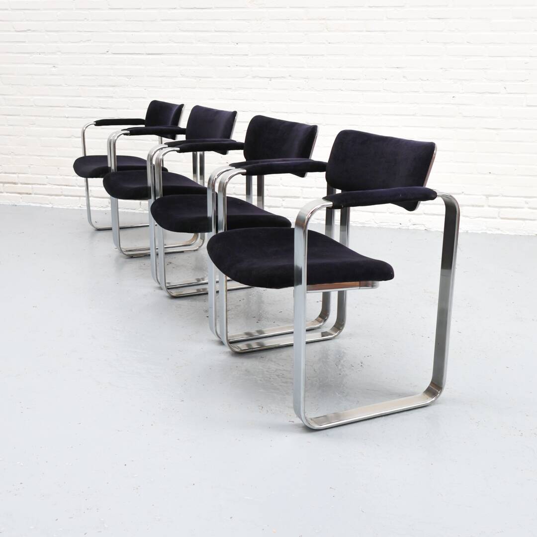 Lot de 4 chaises argentées Eero Aarnio
