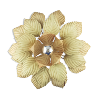 Flower sconce