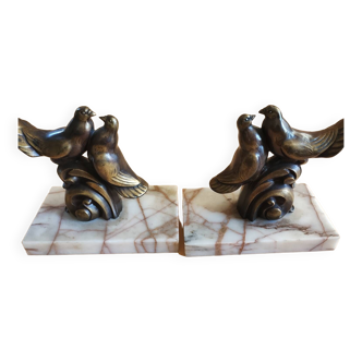 Bookends