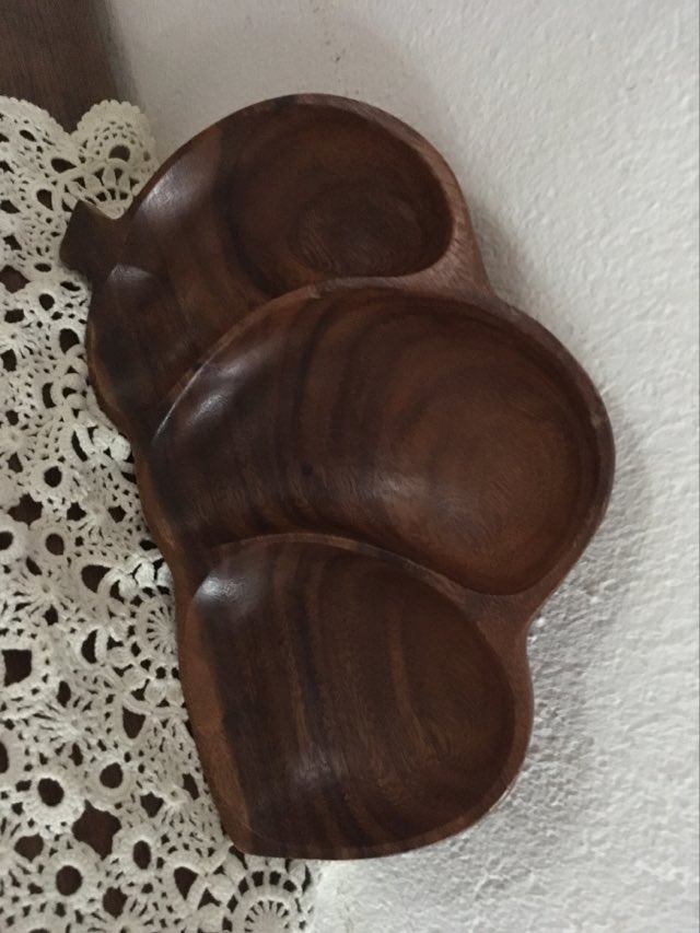Wooden tray with original shape
